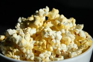What are the nutritional benefits of popcorn?